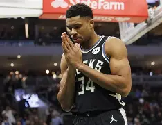 官方登录入口-包含字母哥在G2比赛中战术调整新奥尔良鹈鹕赛前回应争议，媒体一致点评：托特纳姆防线松动备战德国杯的词条